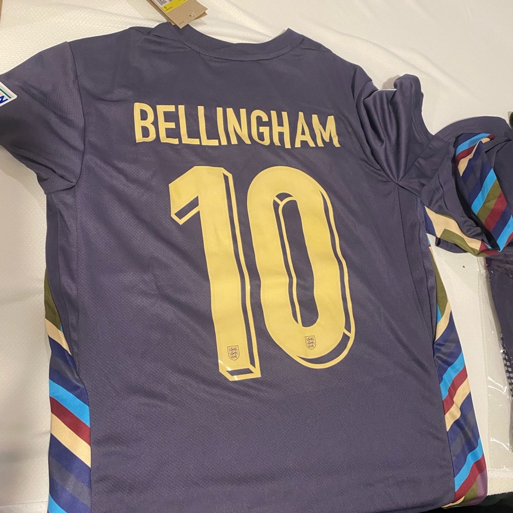 Jude Bellingham england kit.  Mens small jersey and shorts with socks